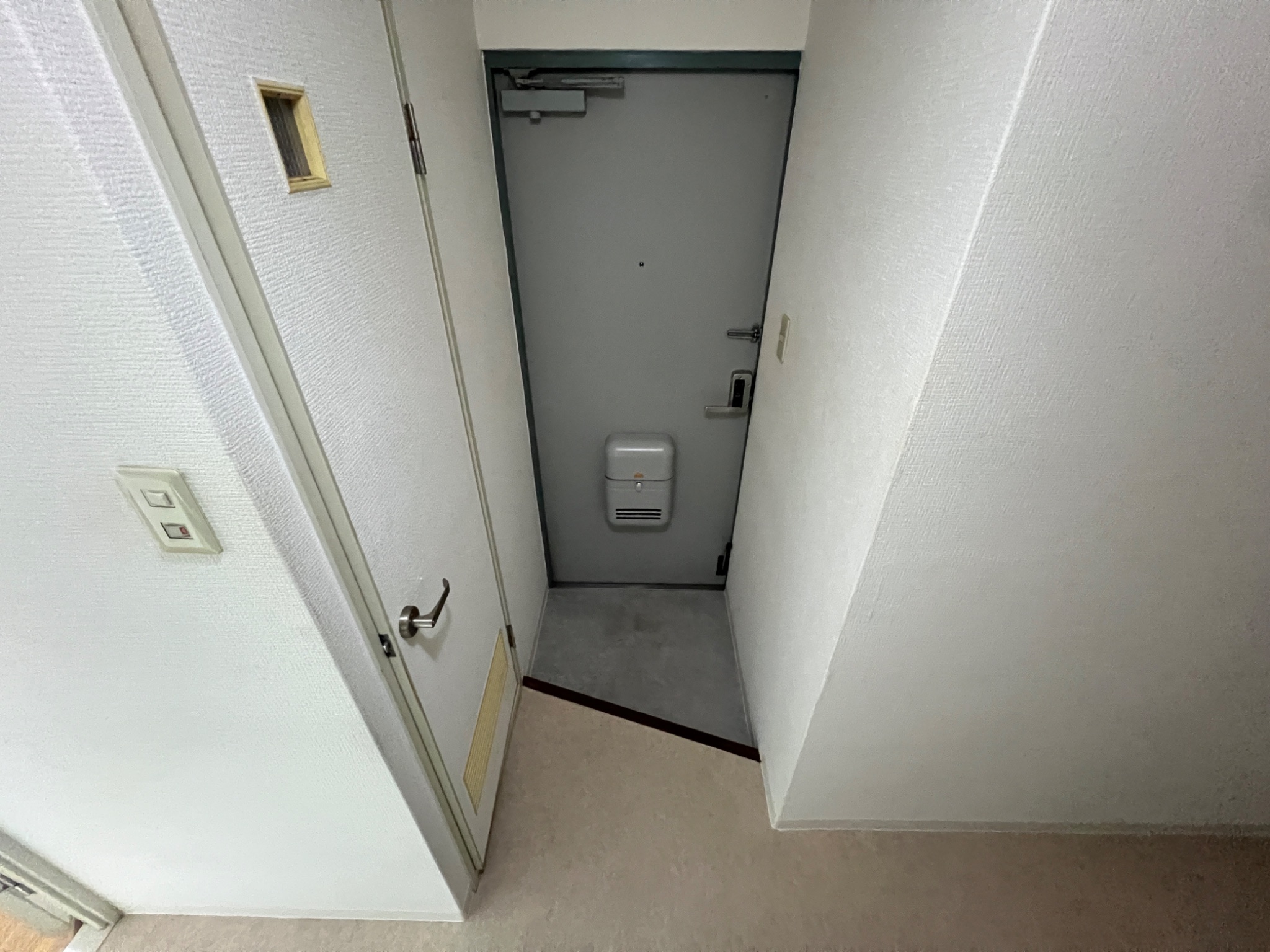 兵庫県神戸市中央区琴ノ緒町４丁目 玄関