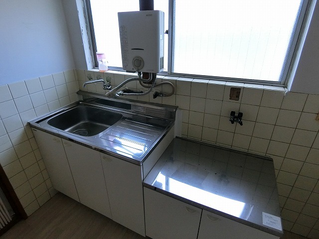 中西マンション キッチン