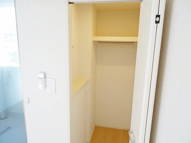 イーストブルー六番館 収納