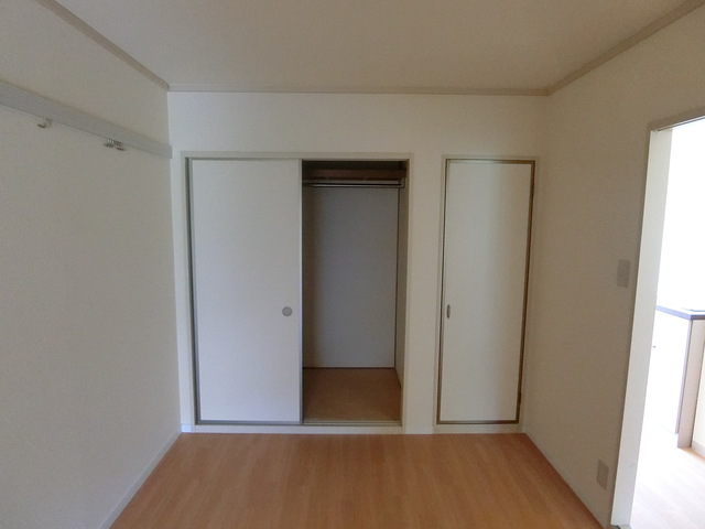 タウニイ塩屋 収納