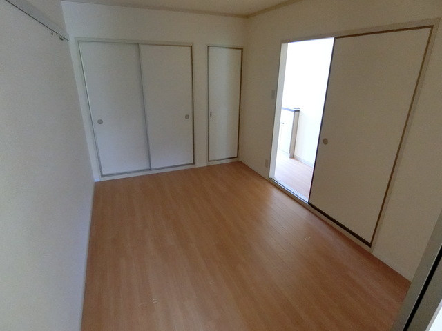タウニイ塩屋 ベッドルーム