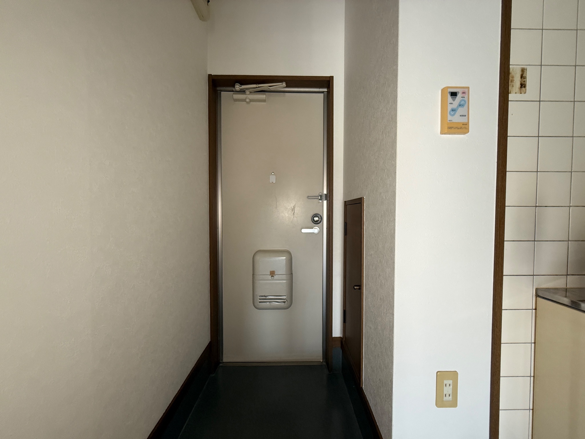 コーポ栄 玄関