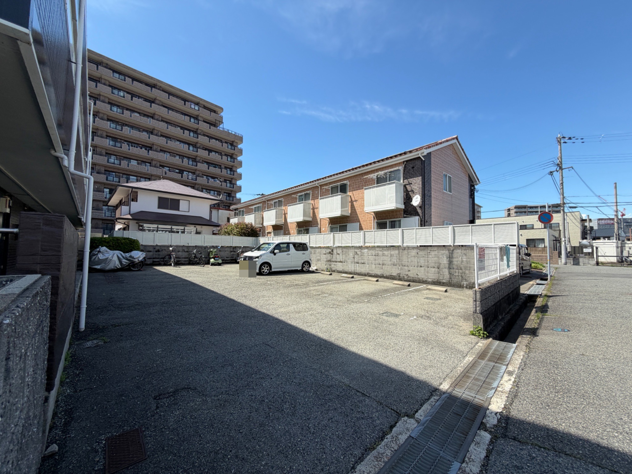 ラ・メゾン・エスタシア 駐車場
