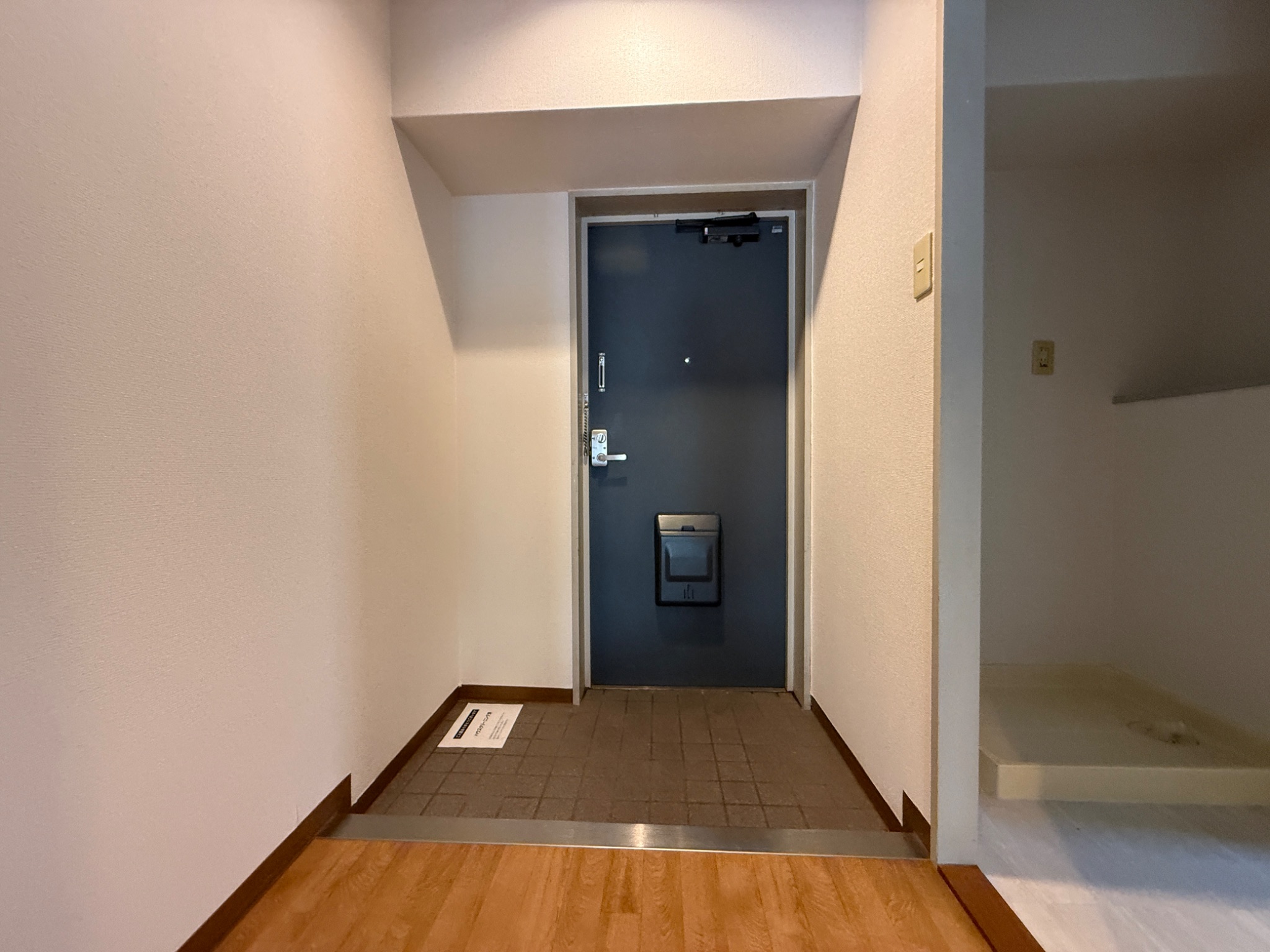 アルカサール西神戸 玄関