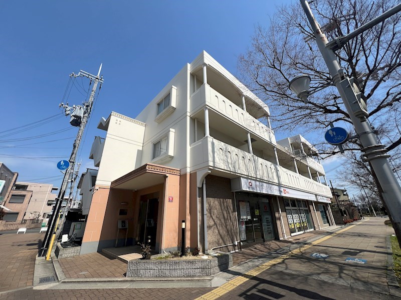 T'Z REAL 外観