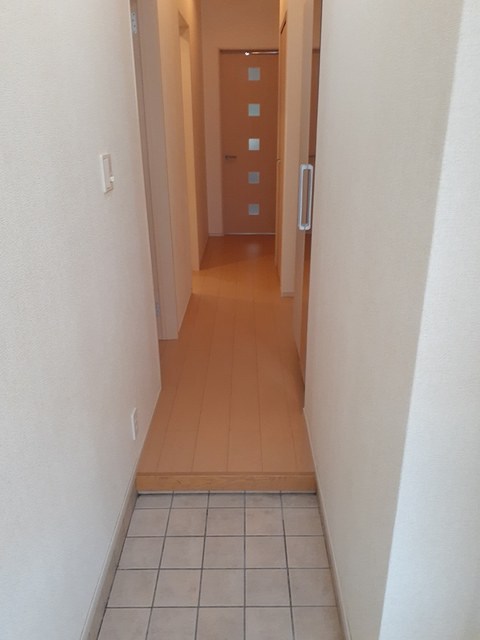 フェリース1 玄関