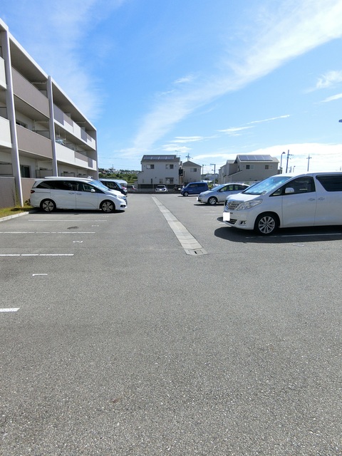 カーサ フェリース 駐車場