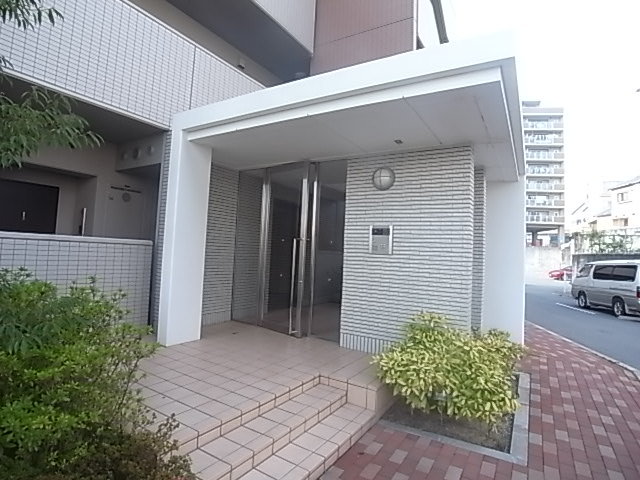 ヴィラージュウィン エントランス