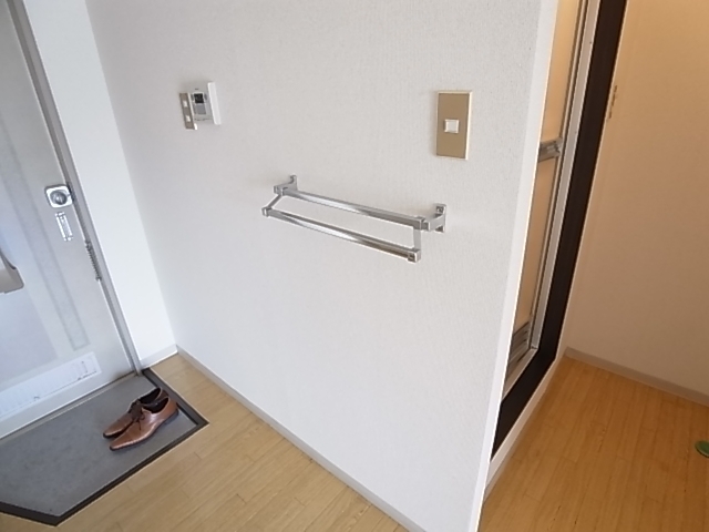 中津ハイツ 玄関