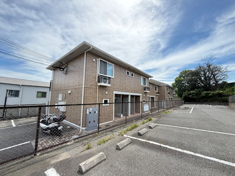 ラフィーネ林3 外観