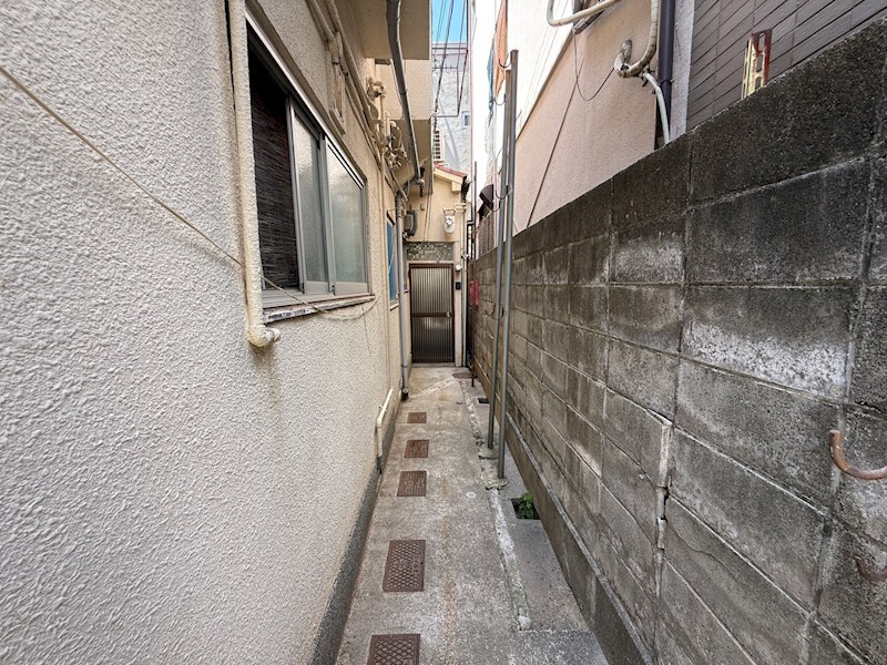 コーポ旗塚 エントランス