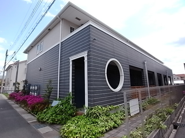 アジロガーデン 外観