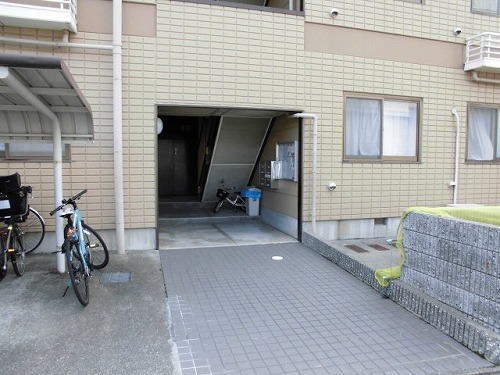 エクセルハイツA エントランス