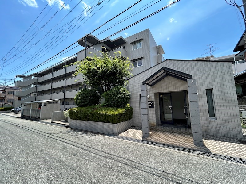 エムグランツ壱番館 外観