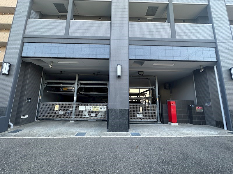 エスリード神戸三宮パークビュー 駐車場