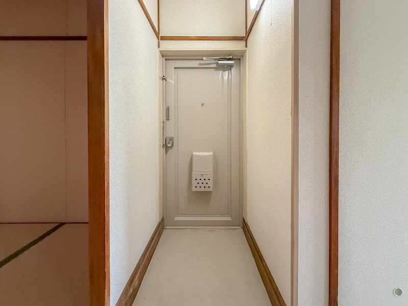 東垂水南 1号棟 玄関