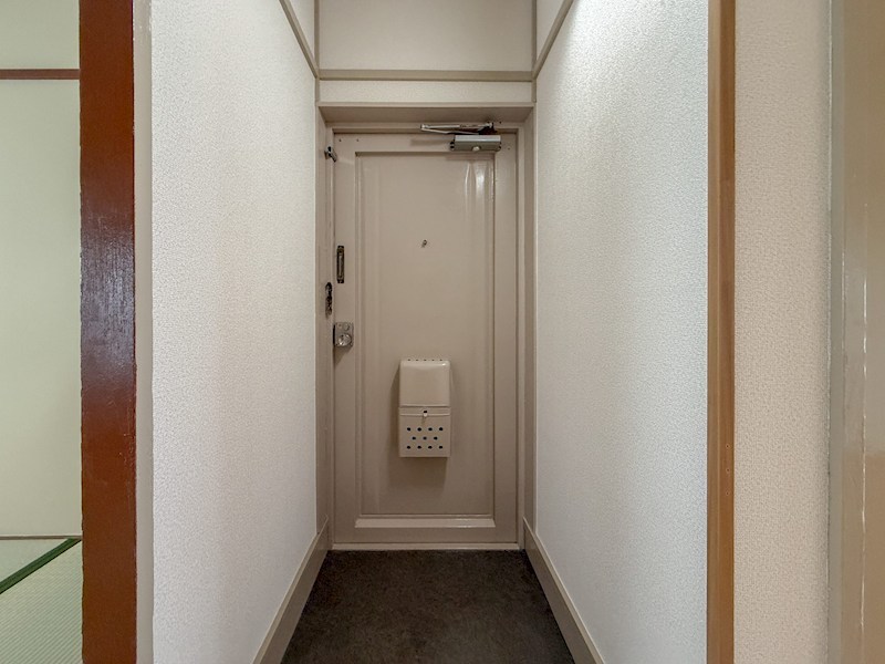 東垂水 1号棟 玄関