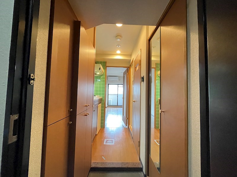 プレサンス神戸駅前 玄関