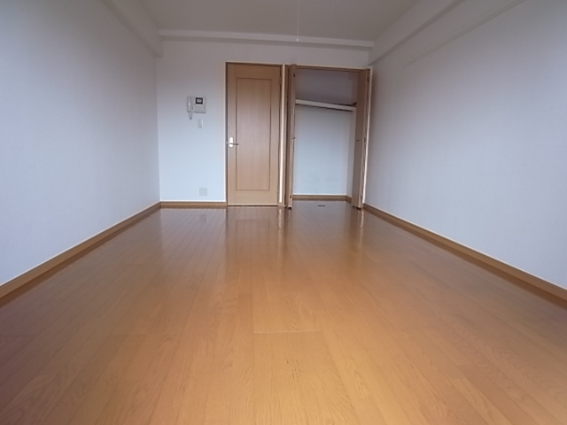 グランドパレス大久保 ベッドルーム