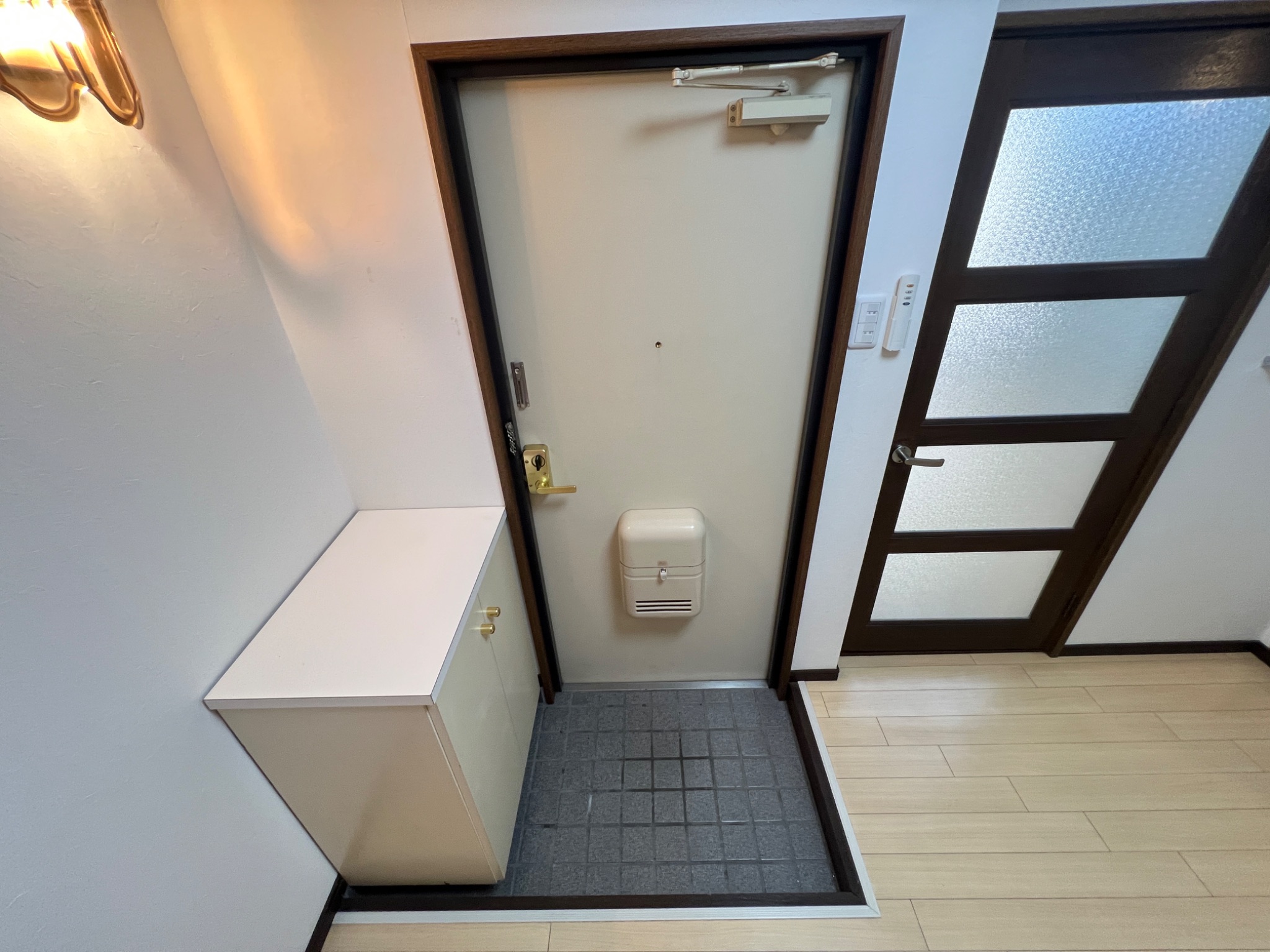 ピアシティ広島屋 玄関