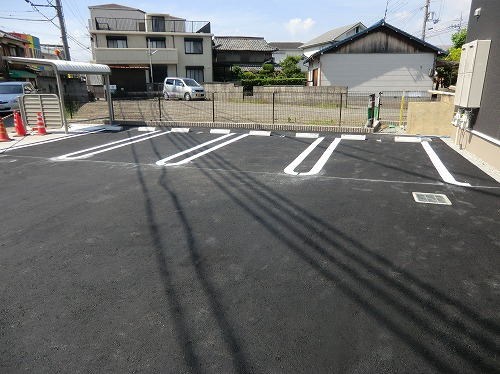 AIRYVILLA 駐車場