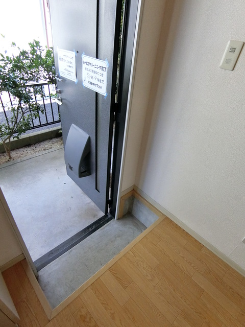 ハイツ子午線 玄関