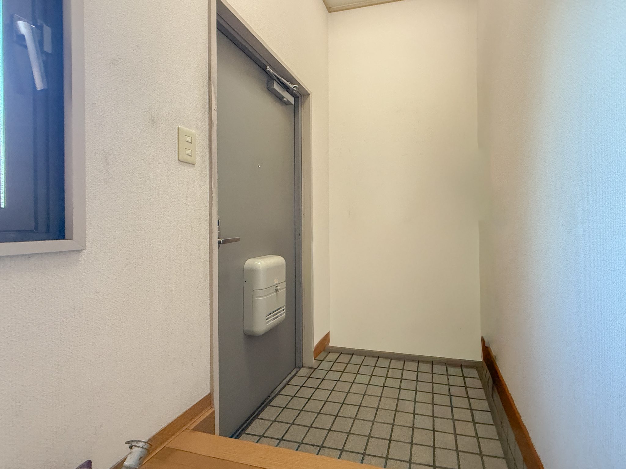 ファニータウン坂口 玄関