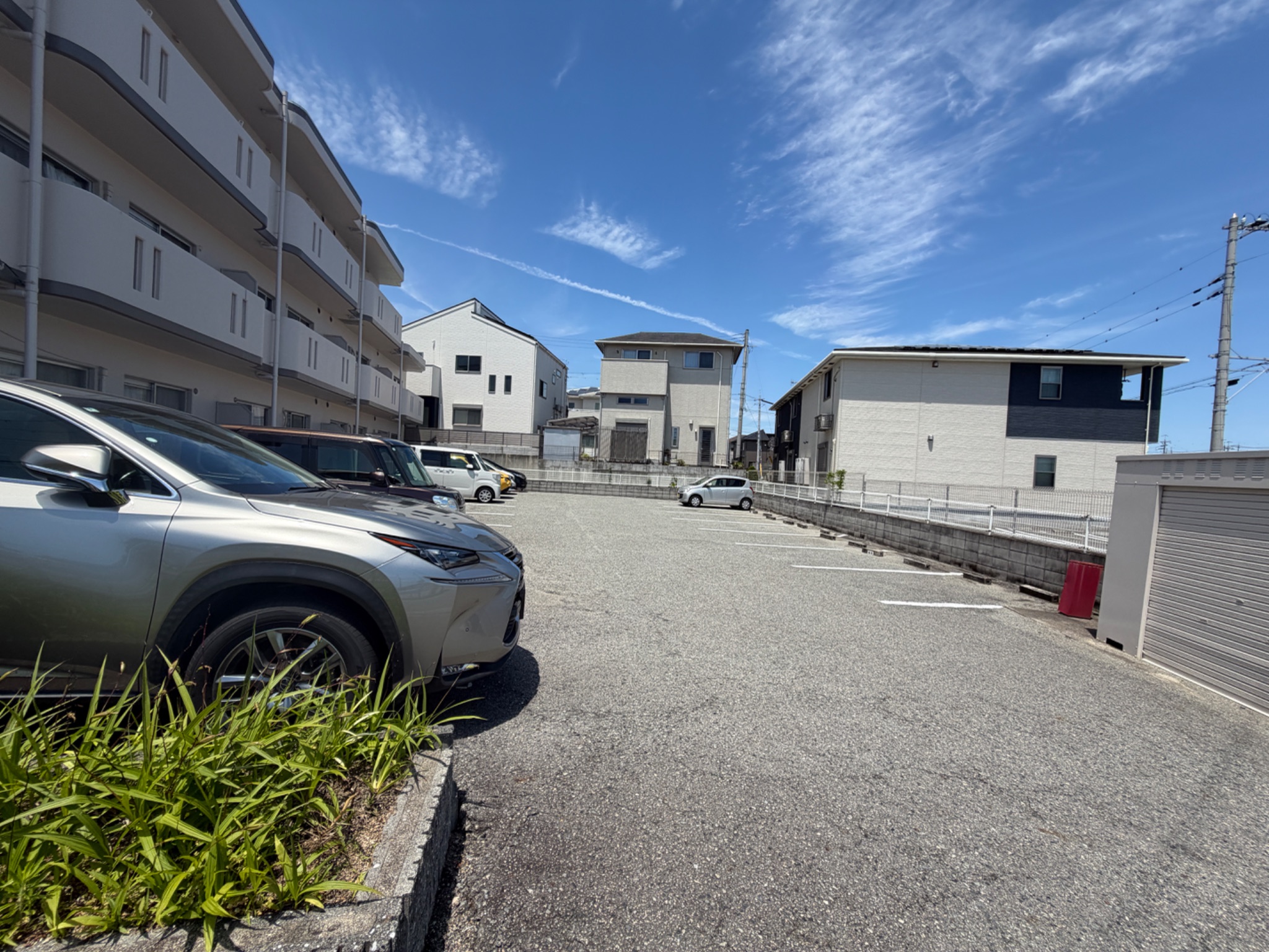 エートルウールー 駐車場
