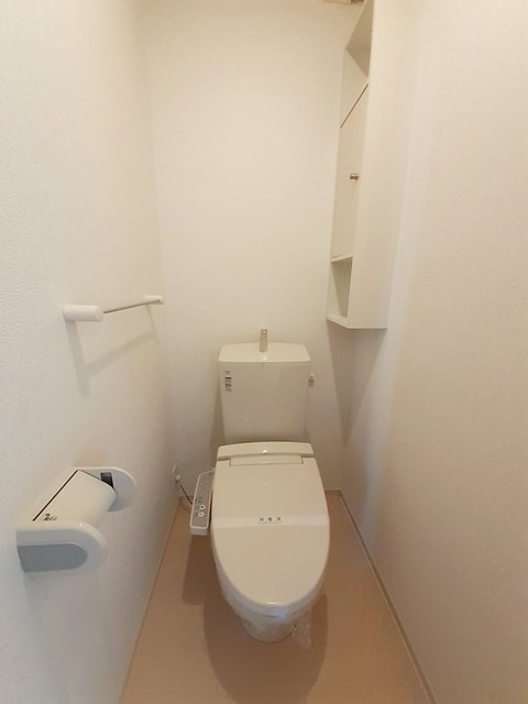 アヴリル 2 トイレ