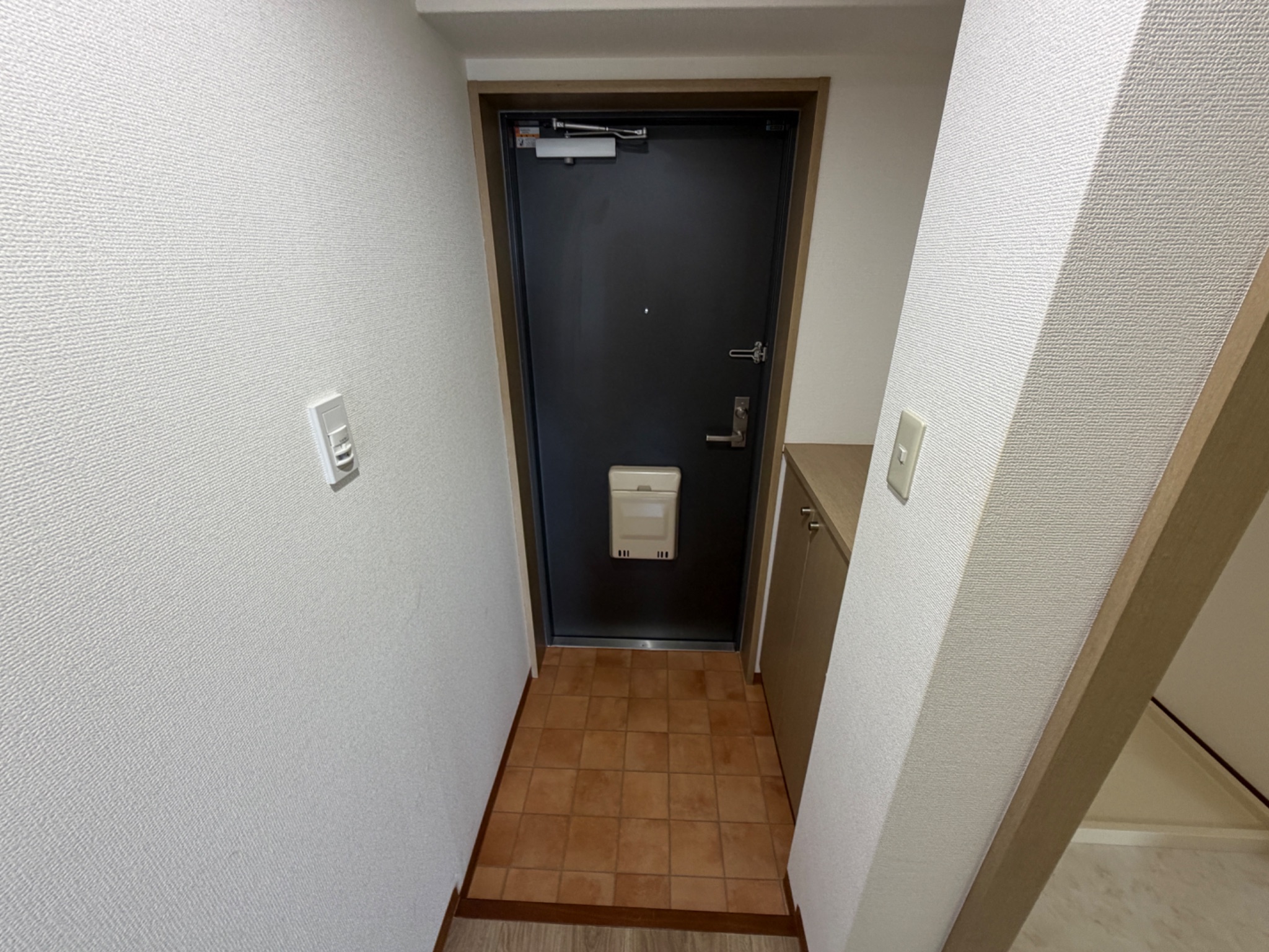 フェリスメンテ・狩口台 玄関
