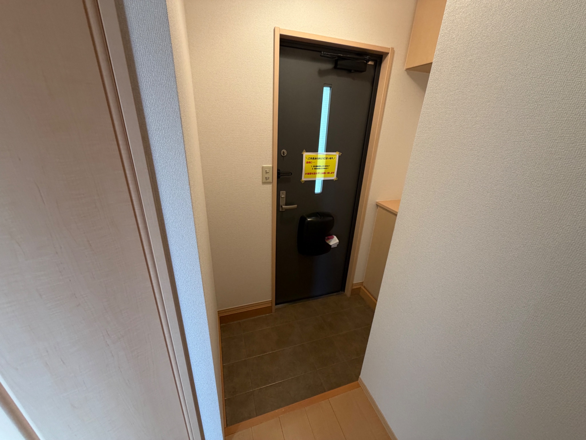 ヴィアーレ 玄関