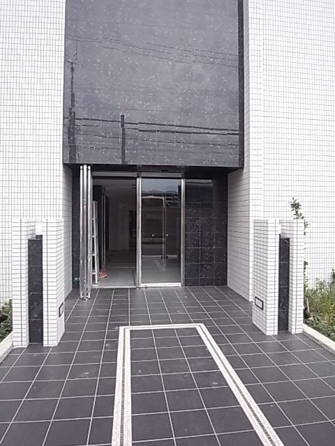 エスリード西宮北口第2 エントランス