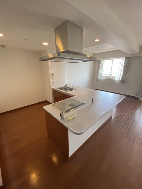 ジオタワー西宮北口 キッチン