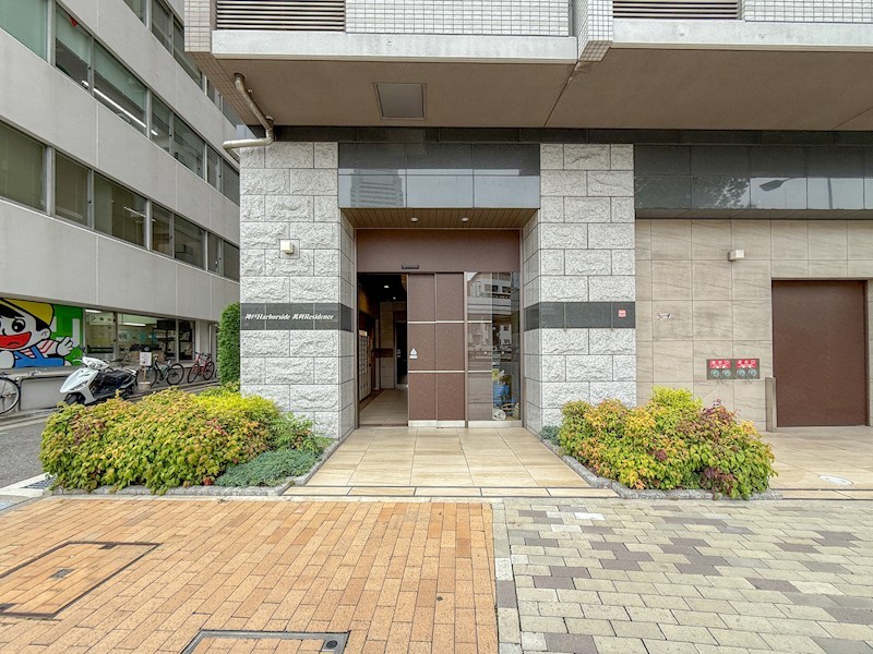 神戸HARBORSIDE 萬利RESIDENCE エントランス