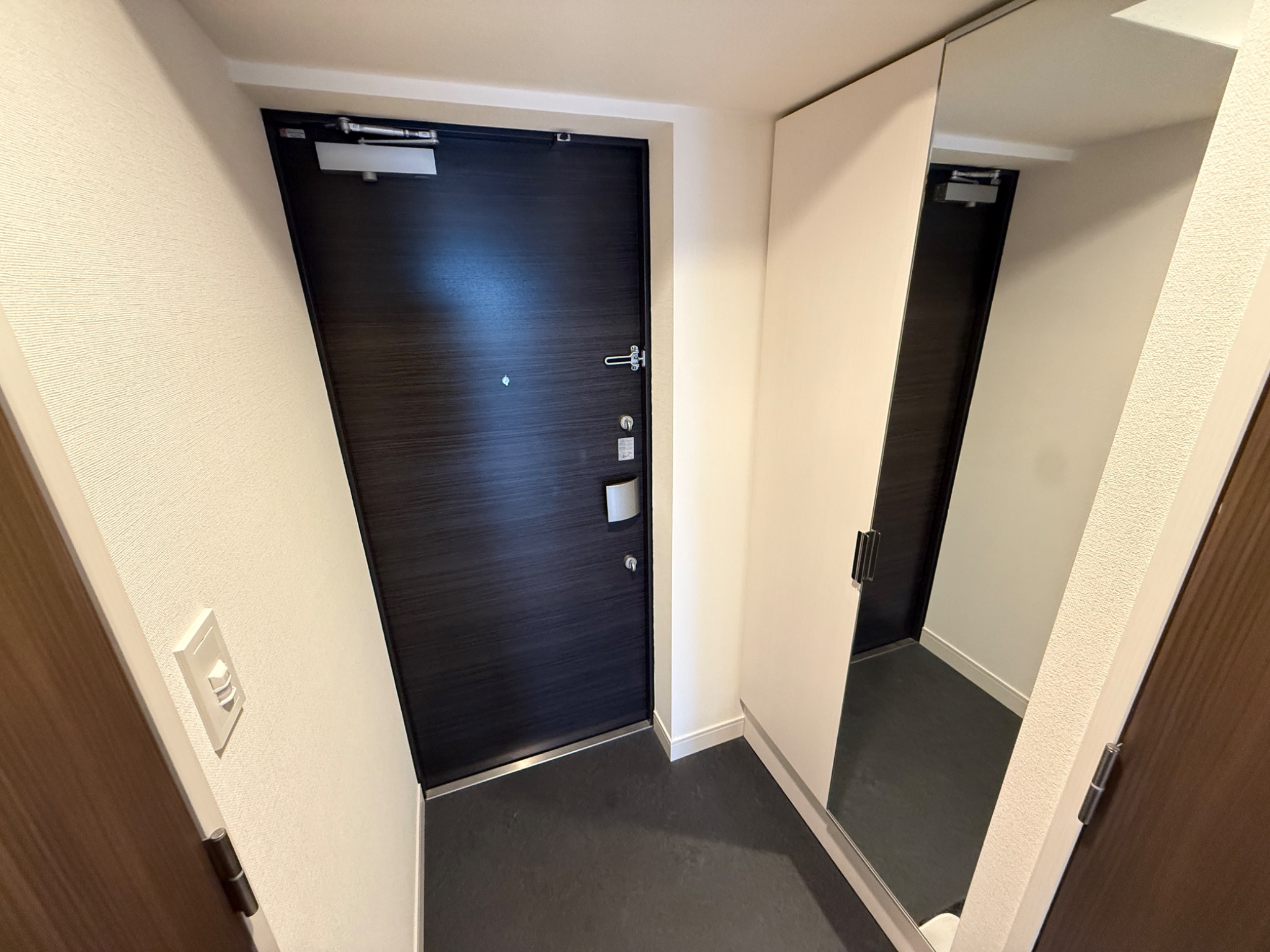 エスライズ神戸三宮山手通壱番館 玄関