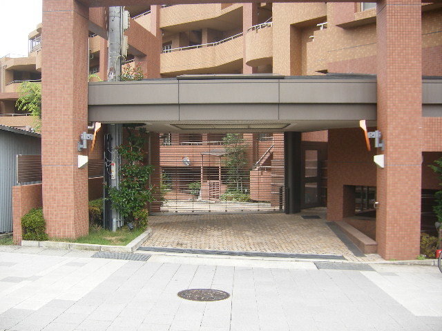 リーベスト芦屋川 エントランス