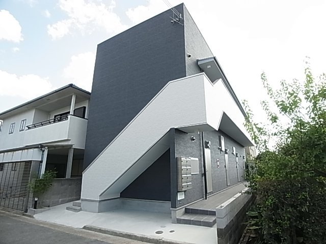 シャイニー西舞子 外観