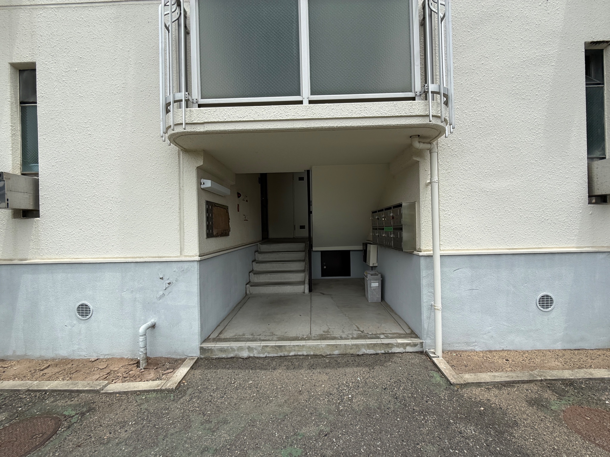 イリノハイツ エントランス