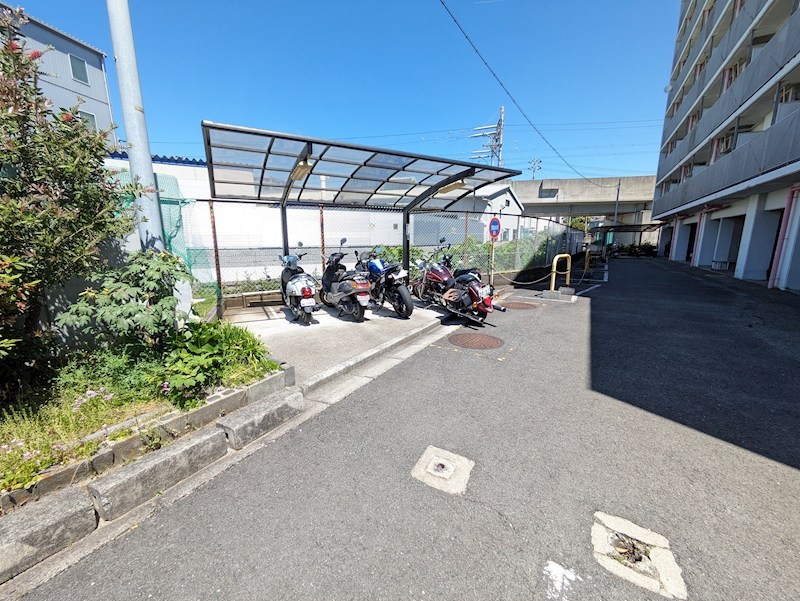キューブ塚口 その他