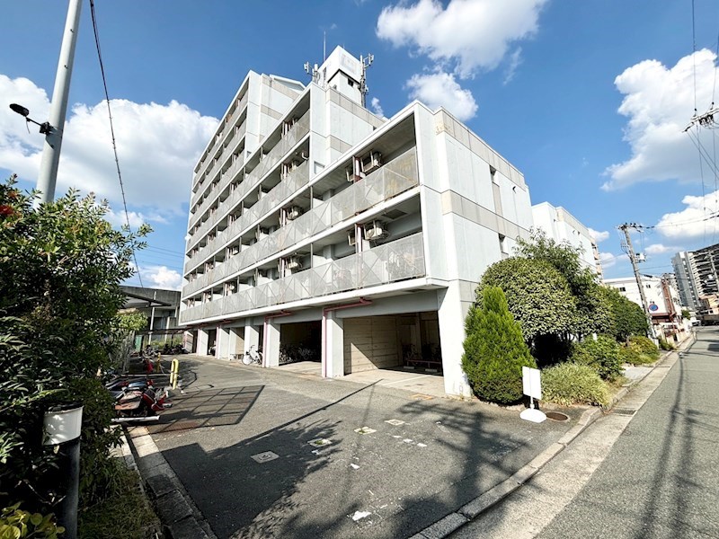 キューブ塚口 外観