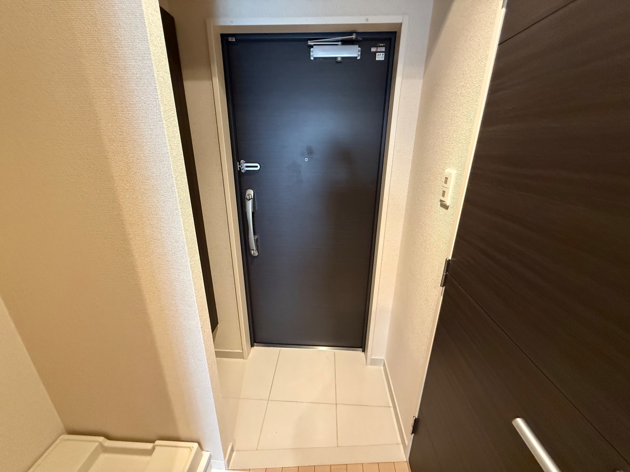 アーイ塚口 玄関