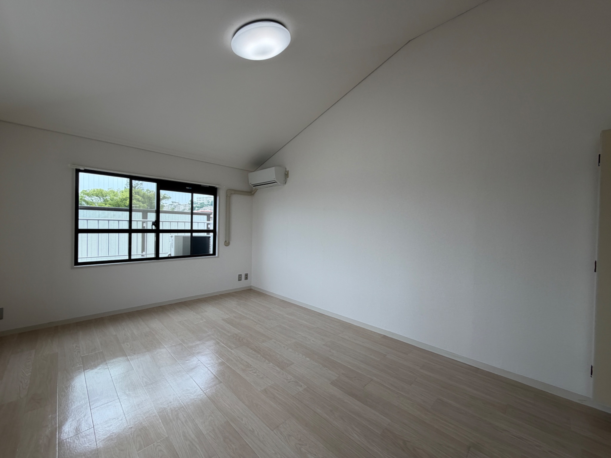 ライフイン芦屋弐番館 リビング