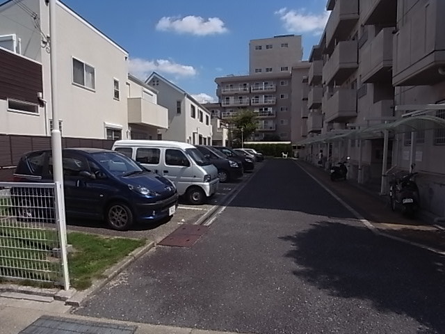 阪神打出浜マンション 駐車場