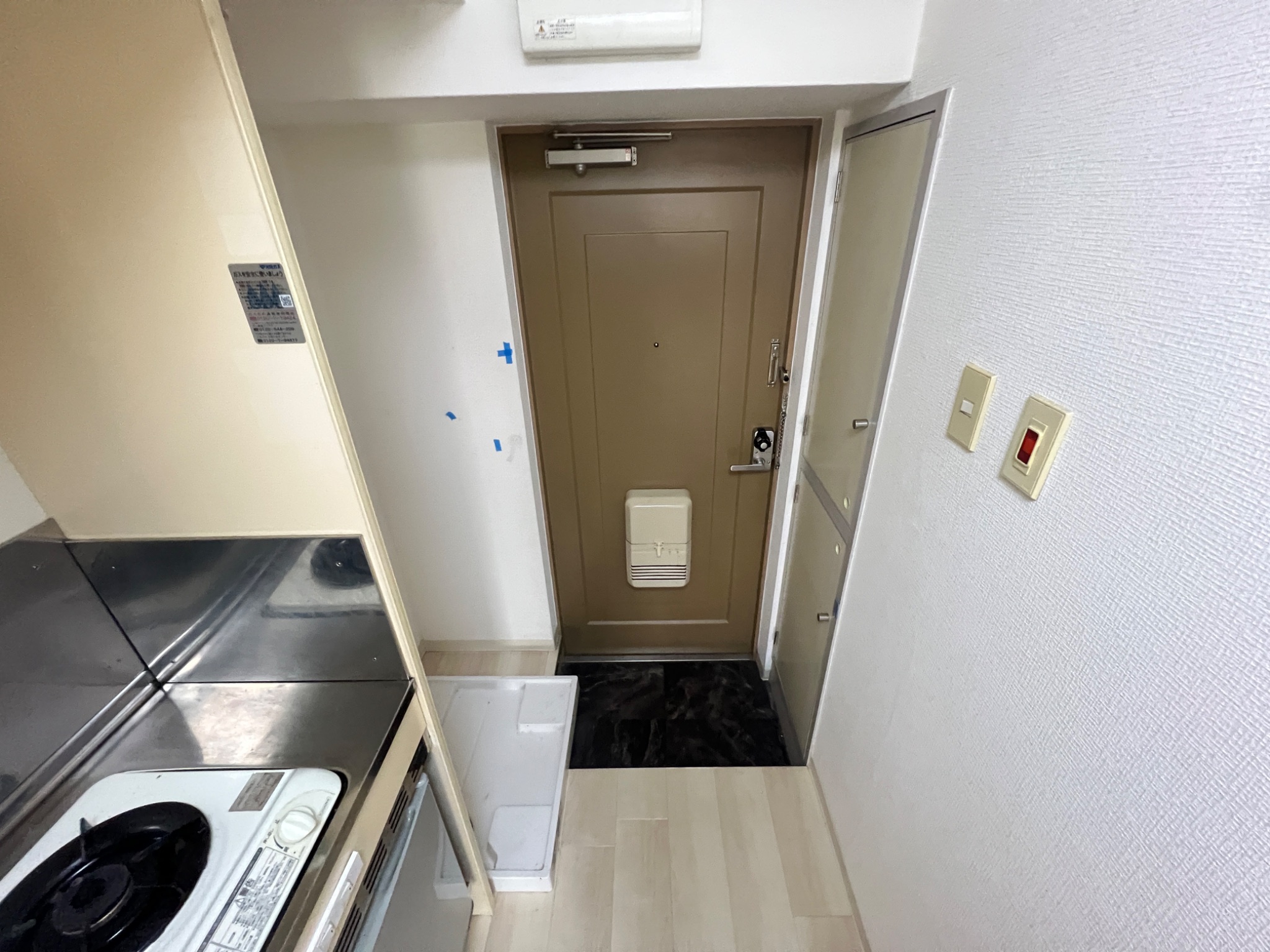 ヴィラ元町 玄関