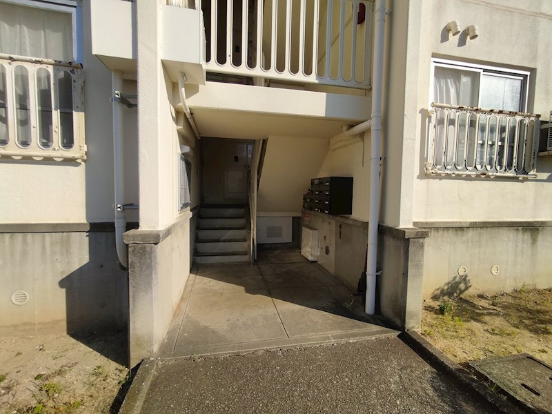 伊丹池尻 1号棟 エントランス