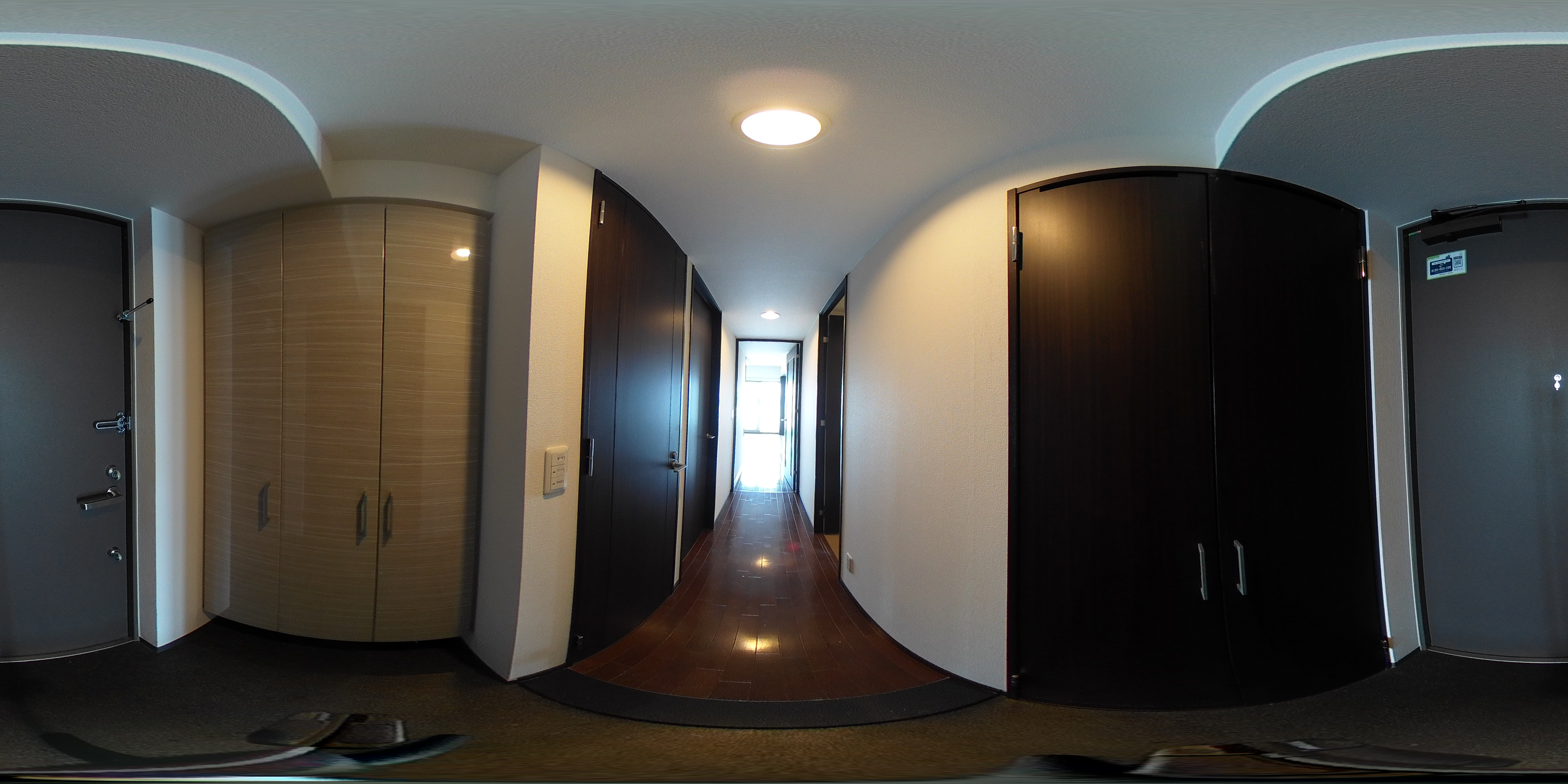 サニープレイス西芦屋 2号館 玄関