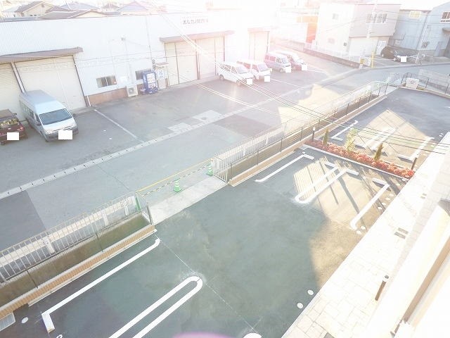 サージェ林 1・B 駐車場