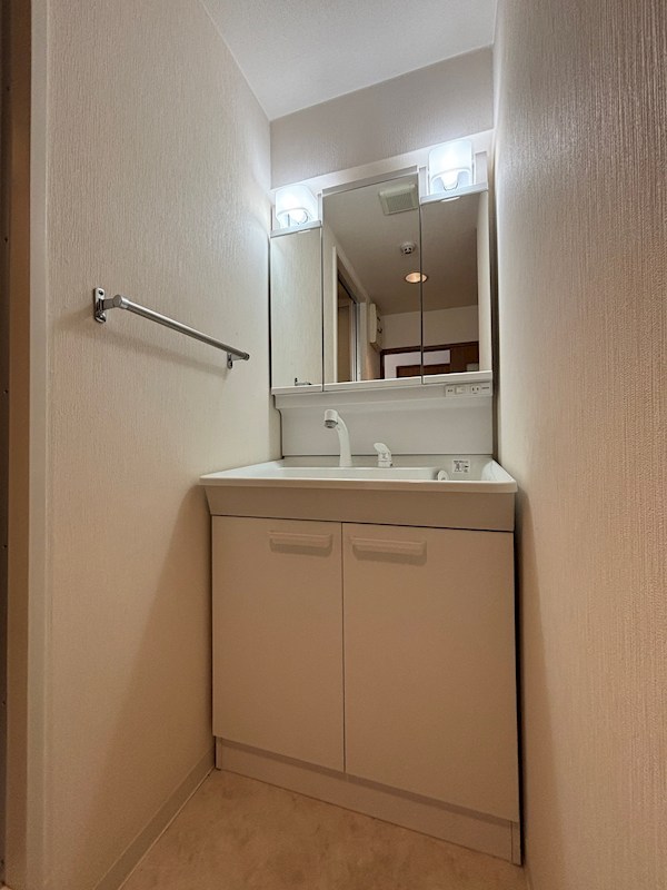 AIROSE芦屋 洗面所