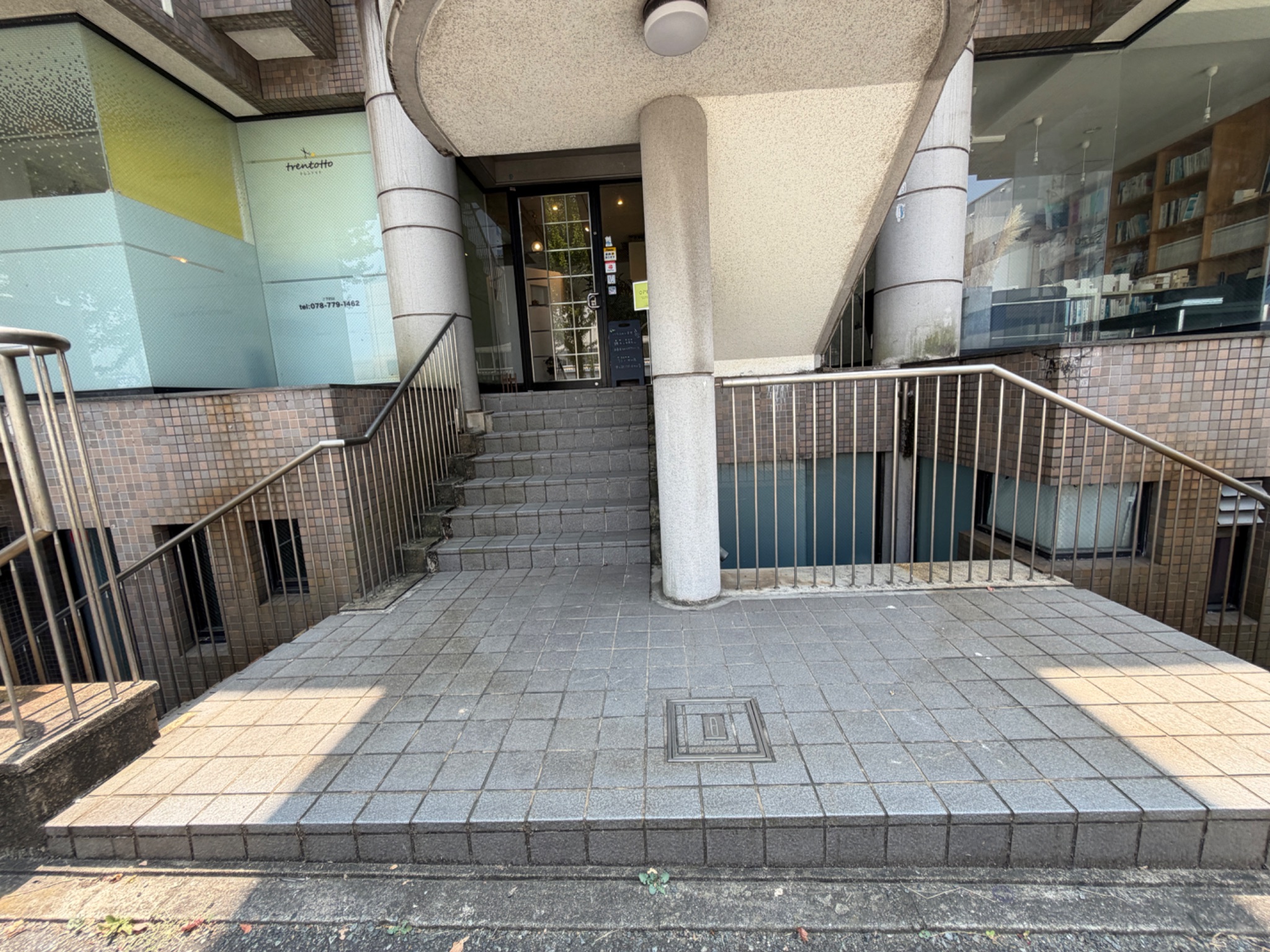 アルカンポ エントランス