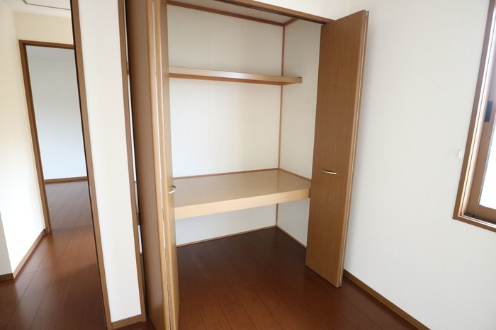 アルスクレスト2 2棟 収納